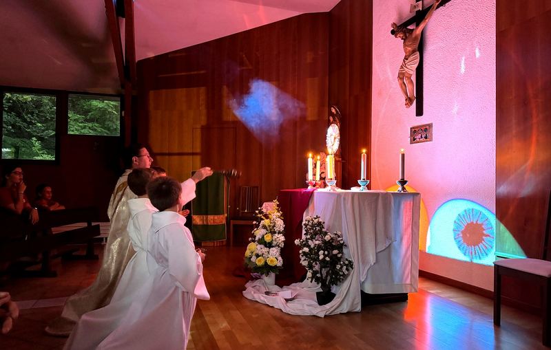 Un temps de prière à la chapelle